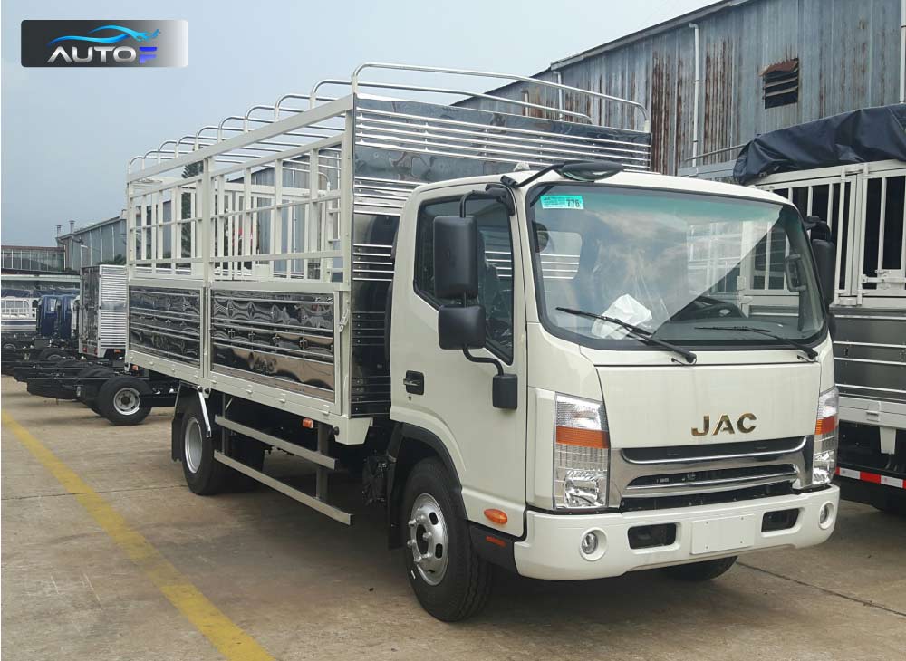Giá xe tải Jac N650 thùng mui bạt (6.5 tấn)